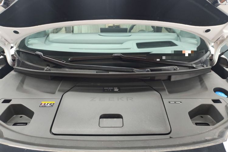 Used Zeekr 009 2024 Six-Seat Executive Version 4WD 108 kWh Engine Bay