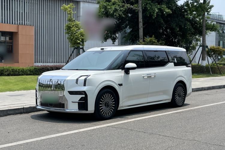 Used Zeekr 009 2024 7-Seater Walk-Through Version Four-Wheel Drive 108 kWh Exterior 7