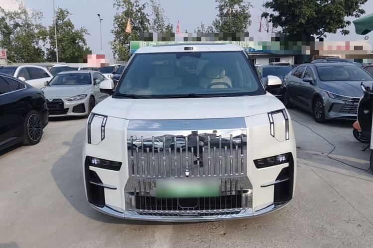 Used Zeekr 009 2024 7-Seater Walk-Through Version Four-Wheel Drive 108 kWh Front