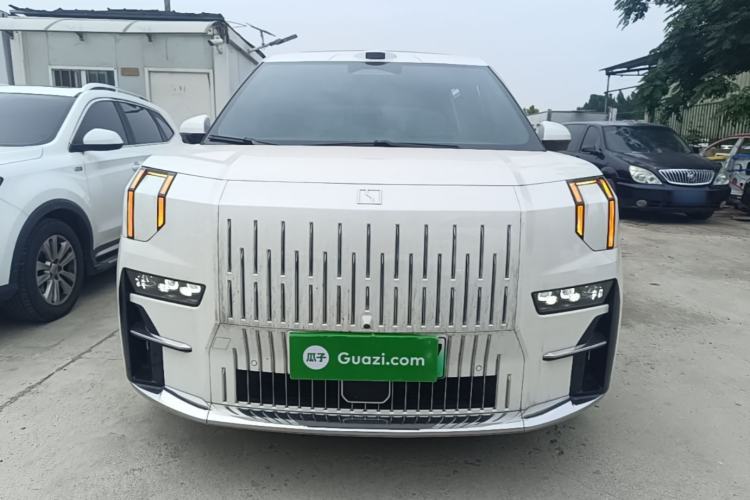 Used Zeekr 009 2024 Six-Seat Executive Version 4WD 108 kWh Front