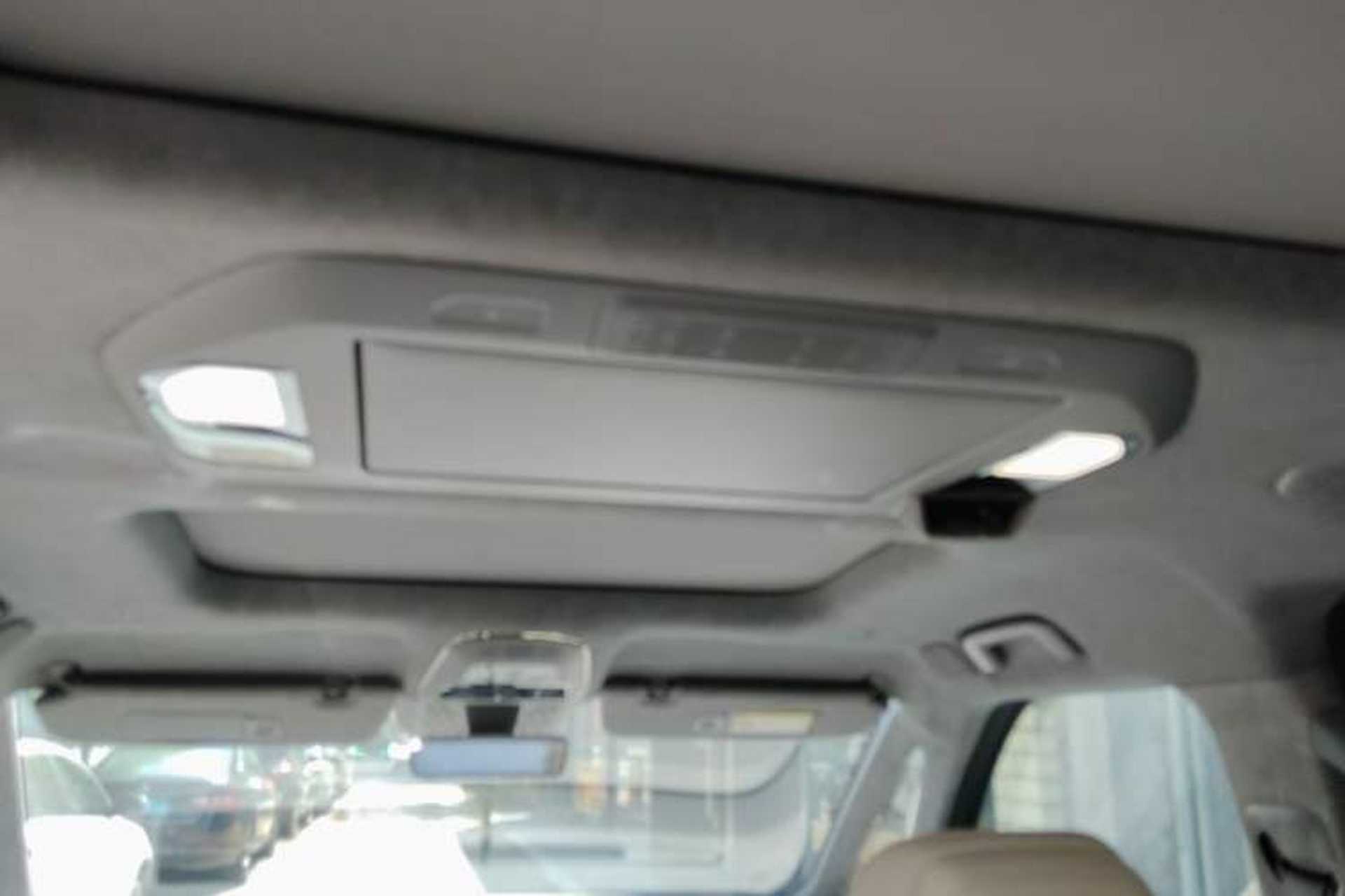 Used Zeekr 009 2024 Six-Seat Executive Version 4WD 108 kWh Headliner