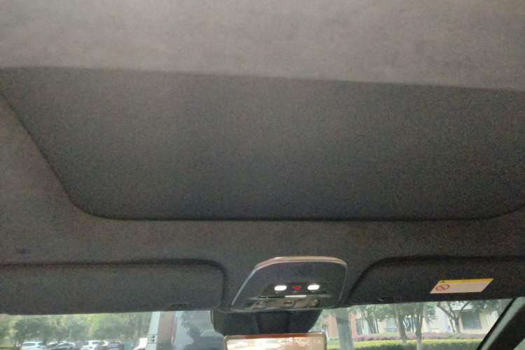 Used Zeekr 009 2024 Six-Seat Executive Version 4WD 108 kWh Headliner