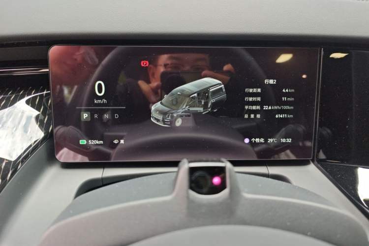 Used Zeekr 009 2024 7-Seater Walk-Through Version Four-Wheel Drive 108 kWh Instrument Cluster
