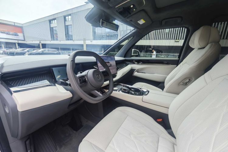 Used Zeekr 009 2024 Six-Seat Executive Version 4WD 108 kWh Interior 6
