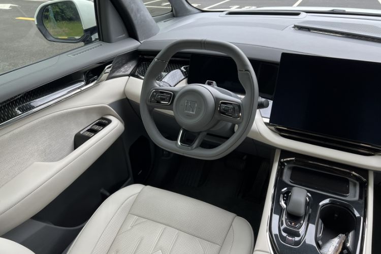 Used Zeekr 009 2024 Six-Seat Executive Version 4WD 108 kWh Interior 6