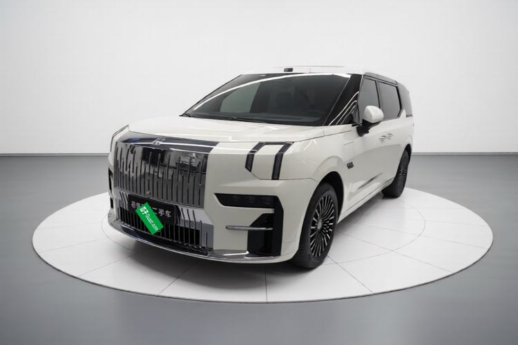 Zeekr 009 2024 7-Seater Aisle Version 108 kWh