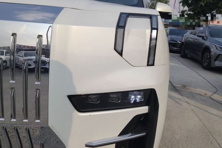 Used Zeekr 009 2024 7-Seater Walk-Through Version Four-Wheel Drive 108 kWh Left Front Headlight
