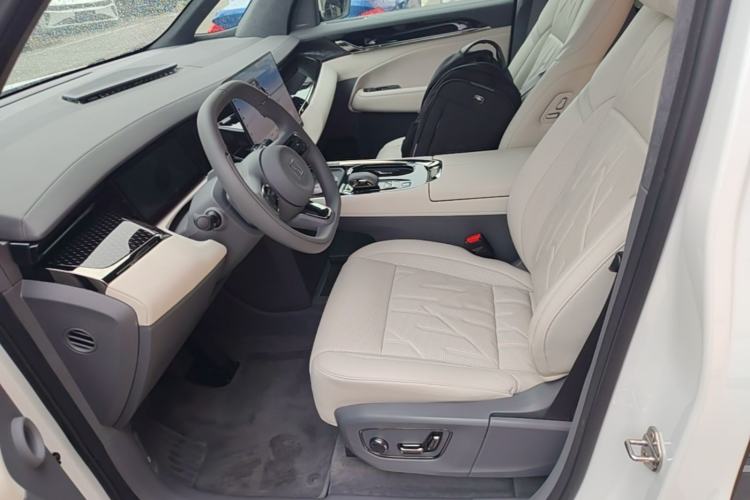 Used Zeekr 009 2024 7-Seater Walk-Through Version Four-Wheel Drive 108 kWh Left Front Seat