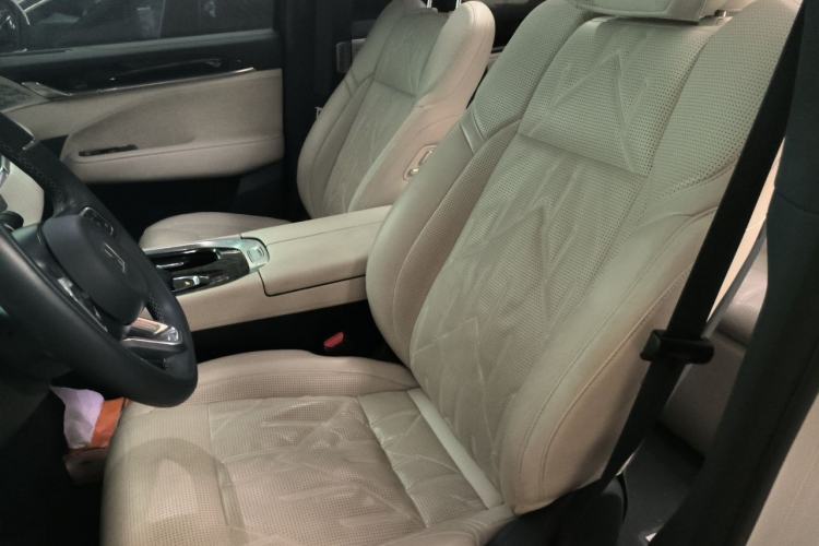 Used Zeekr 009 2024 7-Seater Walk-Through Version Four-Wheel Drive 108 kWh Left Front Seat