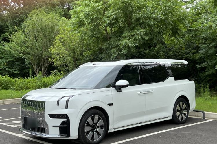 Used Zeekr 009 2024 Six-Seat Executive Version 4WD 108 kWh Guazi used car, China used car export, Used car for sale, Used cars, Cheapest cars for sale