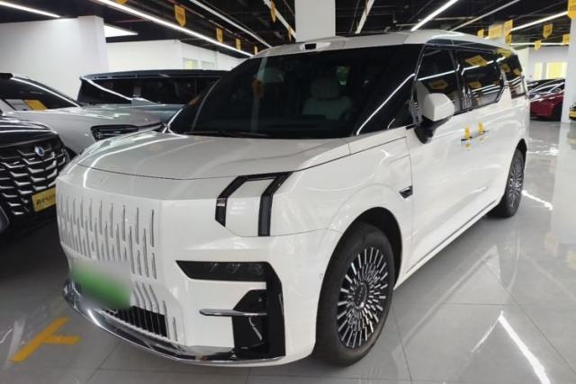 Used Zeekr 009 2024 Six-Seat Executive Version 4WD 108 kWh