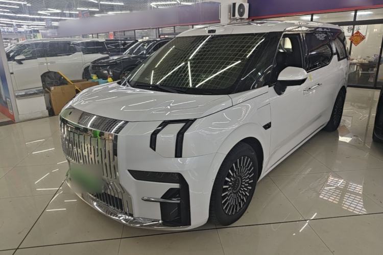 Zeekr 009 2024 7-Seater Aisle Version 108 kWh