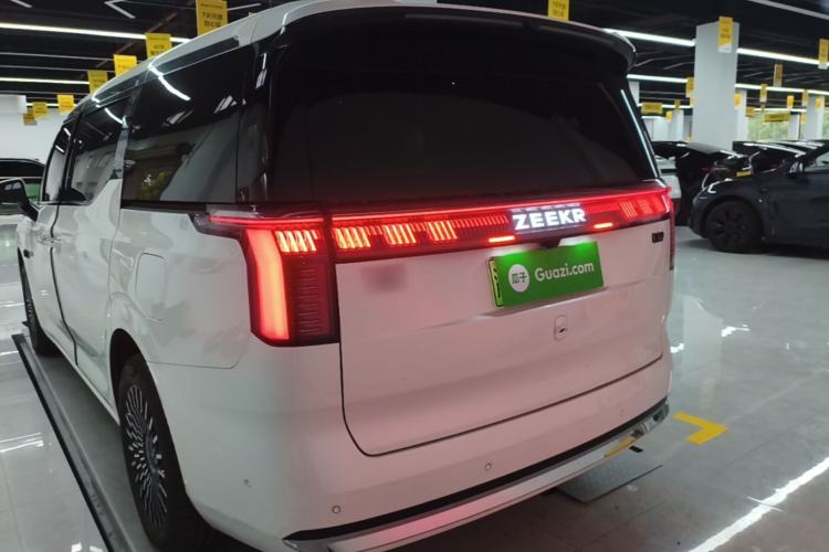 Used Zeekr 009 2024 Six-Seat Executive Version 4WD 108 kWh Rear