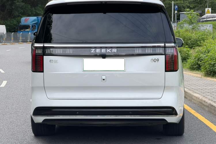 Used Zeekr 009 2024 Six-Seat Executive Version 4WD 108 kWh Rear