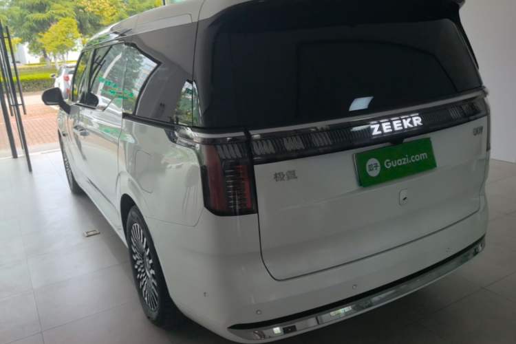 Used Zeekr 009 2024 7-Seater Walk-through Version 4WD 140 kWh Rear Left 45 Deg