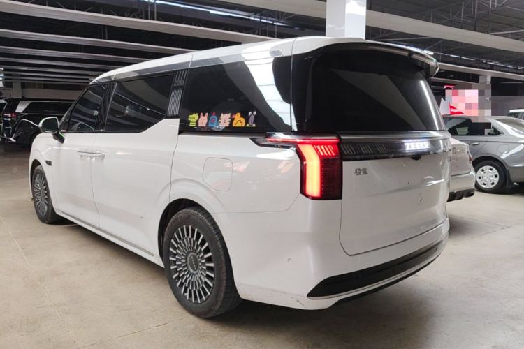 Used Zeekr 009 2024 Six-Seat Executive Version 4WD 108 kWh Rear Left 45 Deg