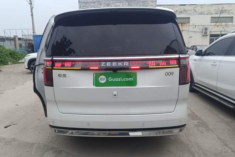 Used Zeekr 009 2024 Six-Seat Executive Version 4WD 108 kWh Rear