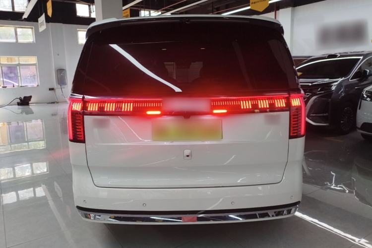 Used Zeekr 009 2024 Six-Seat Executive Version 4WD 108 kWh Rear