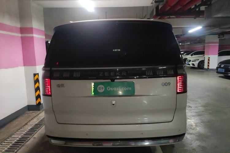 Used Zeekr 009 2024 7-Seater Aisle Version 108 kWh Rear