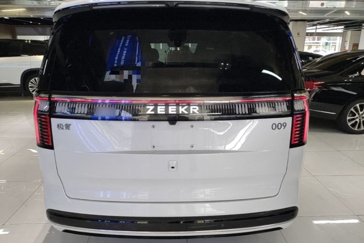 Used Zeekr 009 2024 Six-Seat Executive Version 4WD 108 kWh Rear