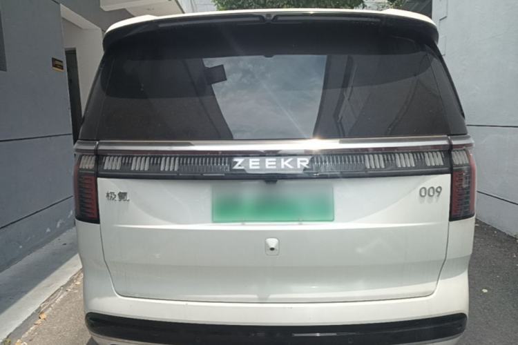 Used Zeekr 009 2024 Six-Seat Executive Version 4WD 108 kWh Rear