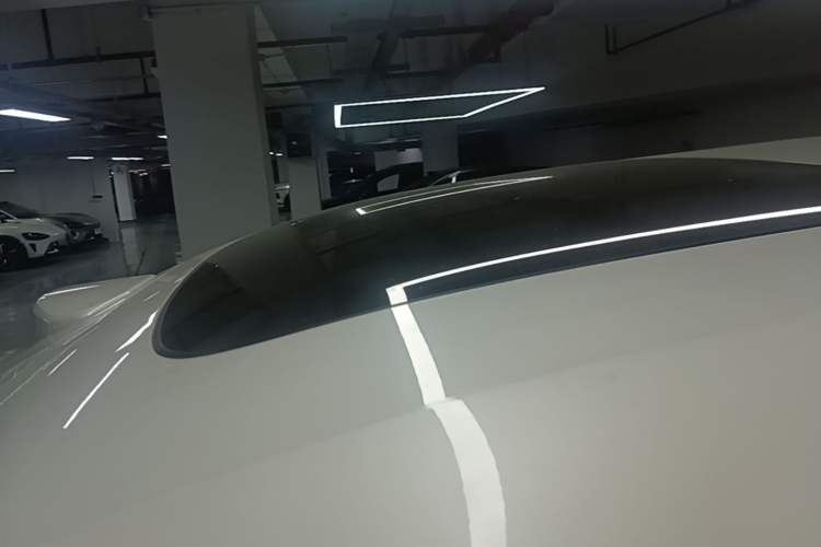 Used Zeekr 009 2024 7-Seater Aisle Version 108 kWh Roof