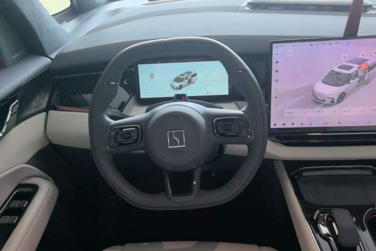 Used Zeekr 009 2024 7-Seater Walk-through Version 4WD 140 kWh Steering Wheel