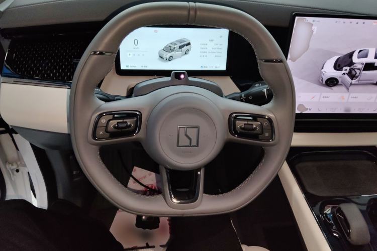 Used Zeekr 009 2024 Six-Seat Executive Version 4WD 108 kWh Steering Wheel