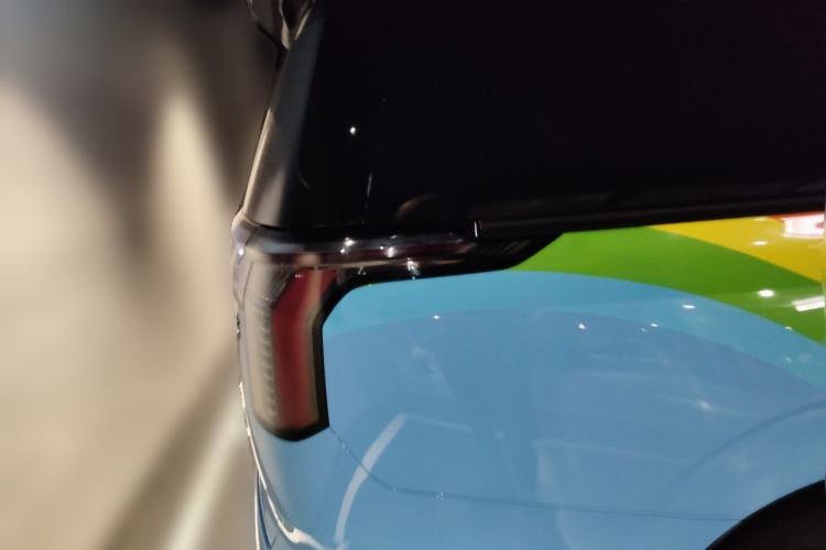 Used Zeekr 009 2024 7-Seater Aisle Version 108 kWh Trunk