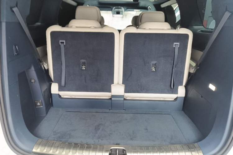 Used Zeekr 009 2024 Six-Seat Executive Version 4WD 108 kWh Trunk