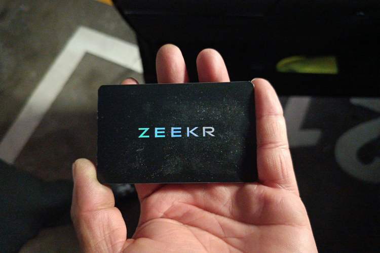 Used Zeekr 7X 2025 75 kWh Rear-Wheel Drive Intelligent Driving Version Vehicle Key