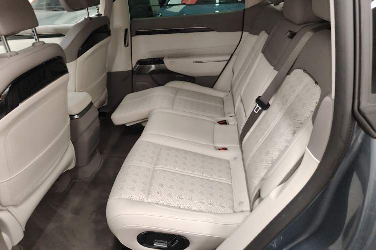 Used Zeekr 7X 2025 75 kWh Rear-Wheel Drive Intelligent Driving Version Interior 4