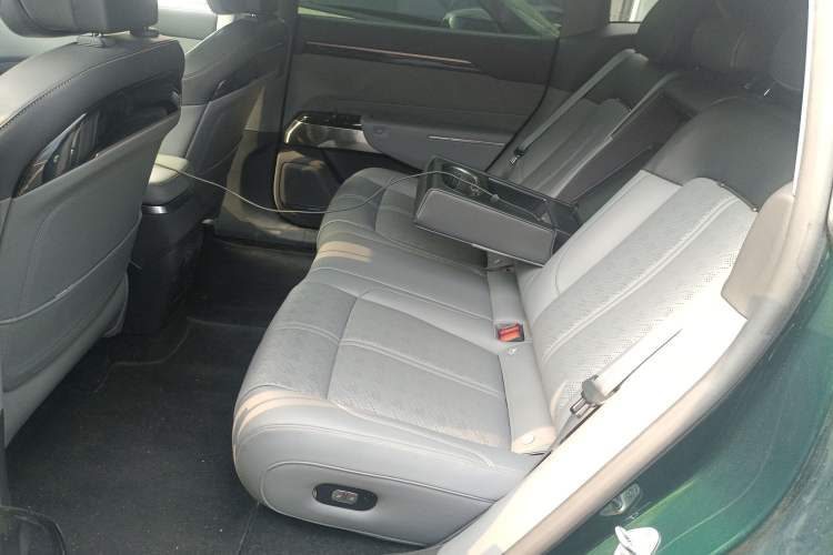 Used Zeekr 7X 2025 75 kWh Rear-Wheel Drive Intelligent Driving Version Left Rear Seat
