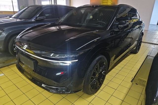 Used Zeekr 7X 2025 100 kWh Long-Range Rear-Wheel Drive with Intelligent Driving Features