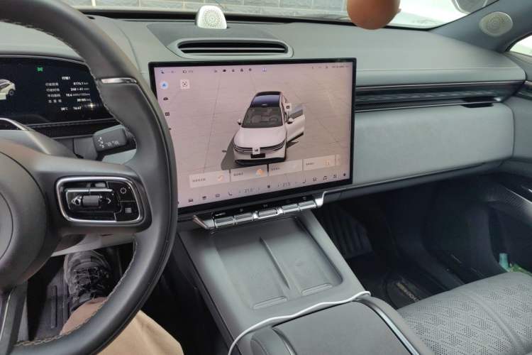 Used Zeekr 7X 2025 75 kWh Rear-Wheel Drive Intelligent Driving Version Audio And AC Panel