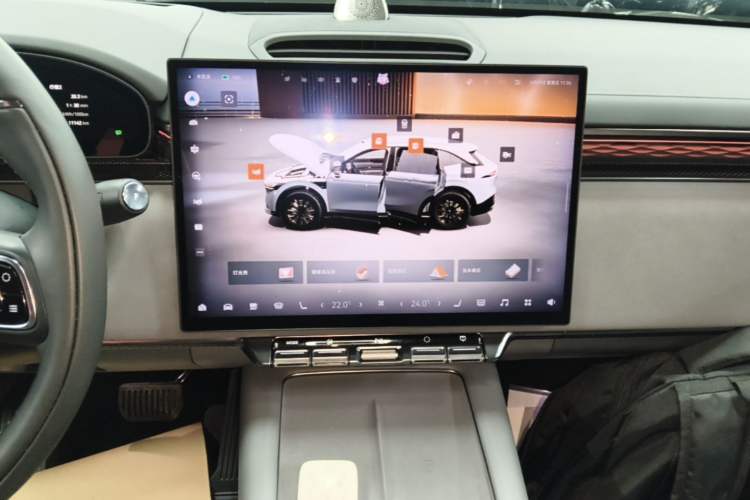 Used Zeekr 7X 2025 75 kWh Rear-Wheel Drive Intelligent Driving Version Audio And AC Panel