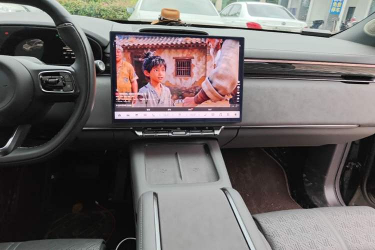 Used Zeekr 7X 2025 75 kWh Rear-Wheel Drive Intelligent Driving Version Audio And AC Panel