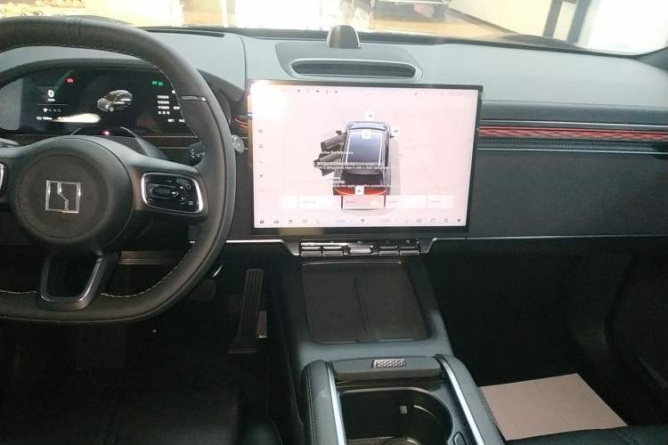 Used Zeekr 7X 2025 100kWh Long-Range All-Wheel Drive Intelligent Driving Version Audio And AC Panel