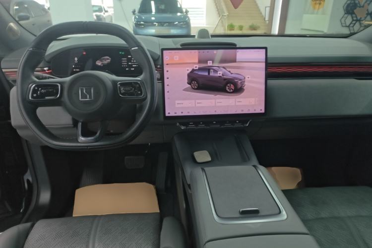 Used Zeekr 7X 2025 100 kWh Long-Range Rear-Wheel Drive with Intelligent Driving Features Center Console