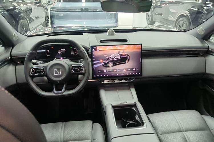 Used Zeekr 7X 2025 75 kWh Rear-Wheel Drive Intelligent Driving Version Center Console