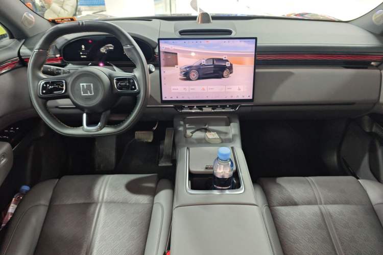 Used Zeekr 7X 2025 100 kWh Long-Range Rear-Wheel Drive with Intelligent Driving Features Center Console