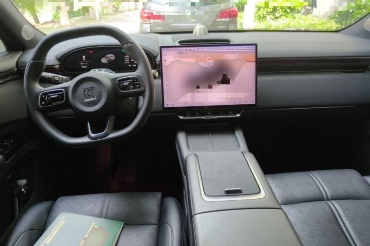 Used Zeekr 7X 2025 75 kWh Rear-Wheel Drive Intelligent Driving Version Center Console