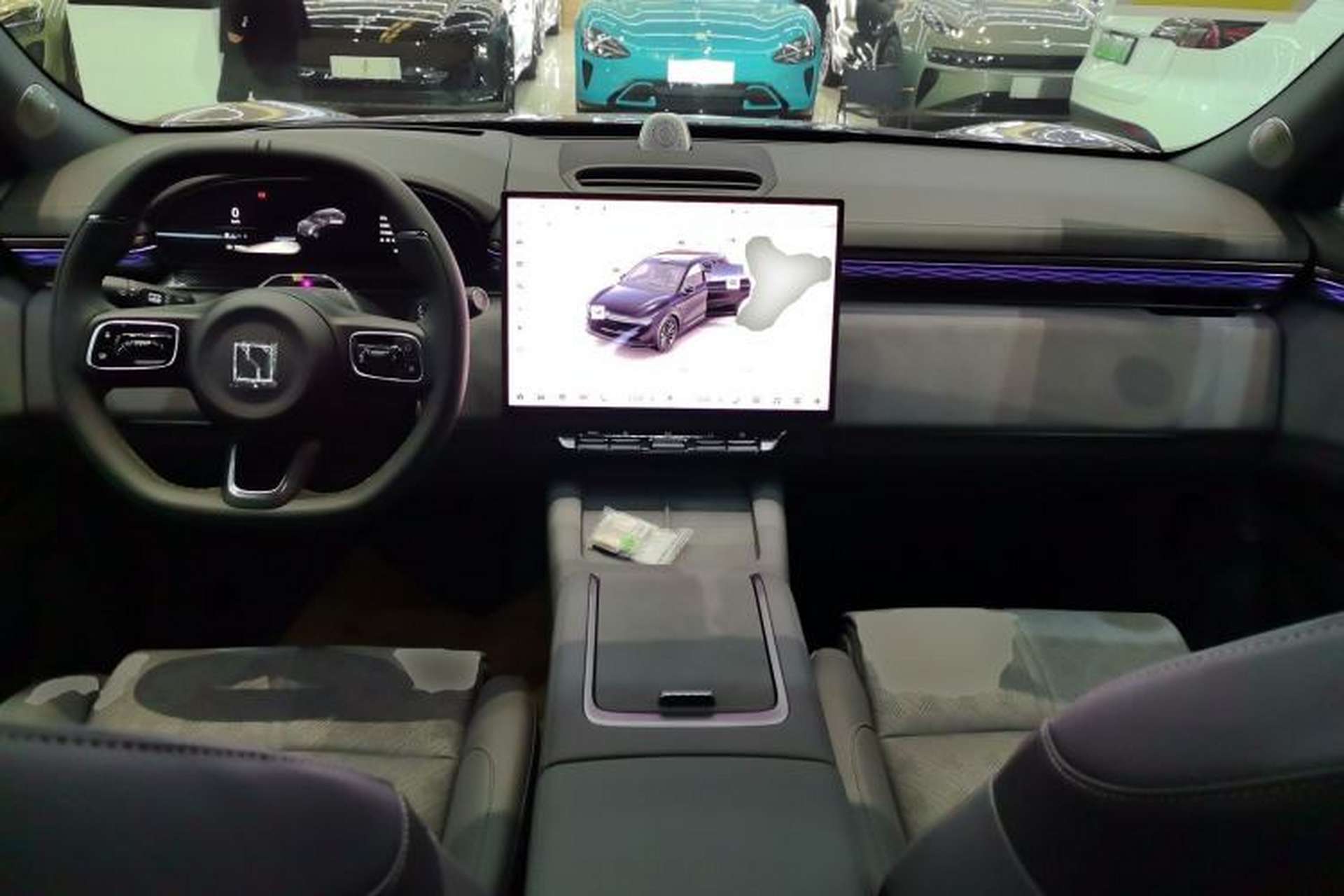 Used Zeekr 7X 2025 100 kWh Long-Range Rear-Wheel Drive with Intelligent Driving Features Center Console
