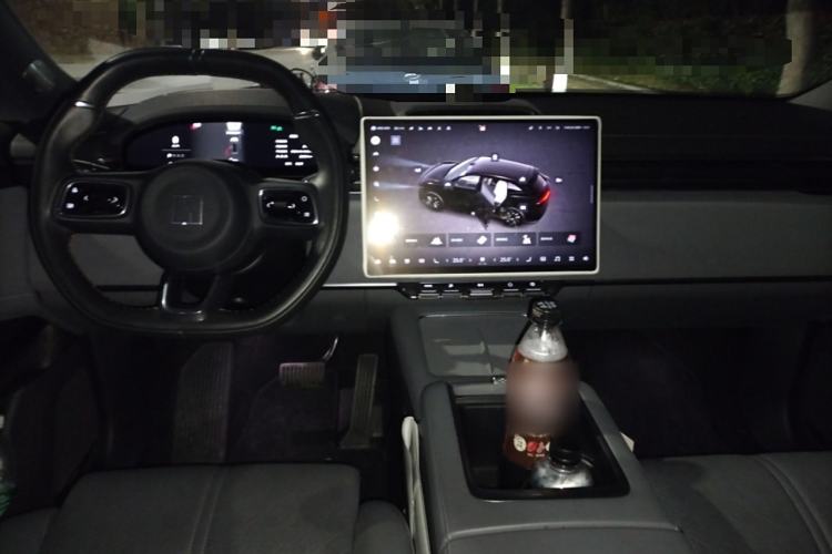 Used Zeekr 7X 2025 75 kWh Rear-Wheel Drive Intelligent Driving Version Center Console