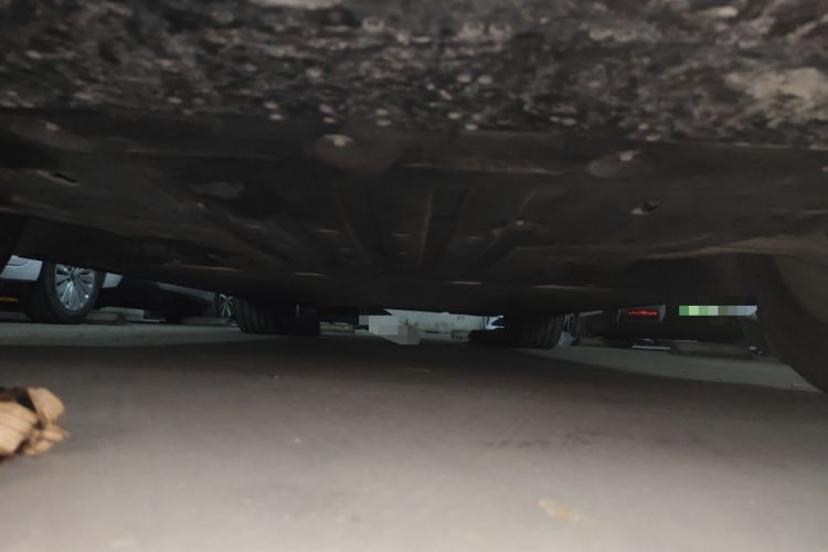 Used Zeekr 7X 2025 75 kWh Rear-Wheel Drive Intelligent Driving Version Chassis Front