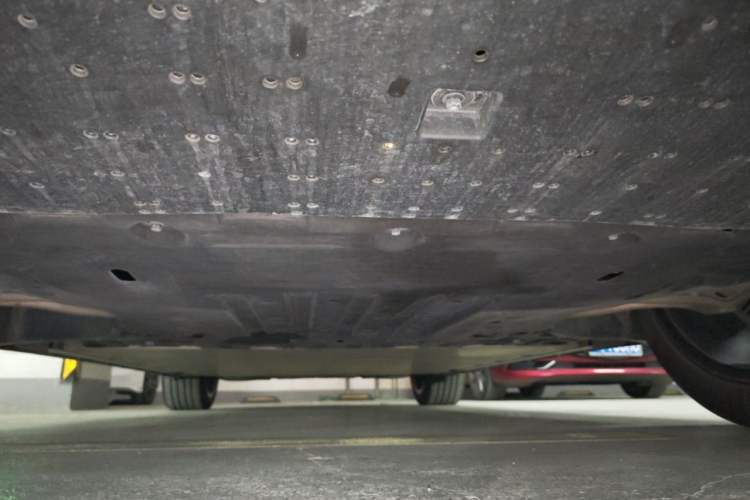 Used Zeekr 7X 2025 75 kWh Rear-Wheel Drive Intelligent Driving Version Chassis Front