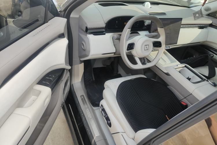 Used Zeekr 7X 2025 100 kWh Long-Range Rear-Wheel Drive with Intelligent Driving Features Driver Seat