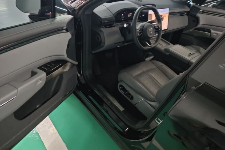 Used Zeekr 7X 2025 100 kWh Long-Range Rear-Wheel Drive with Intelligent Driving Features Driver Seat