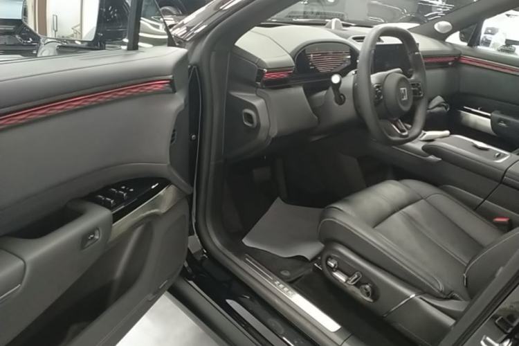 Used Zeekr 7X 2025 100 kWh Long-Range Rear-Wheel Drive with Intelligent Driving Features Driver Seat