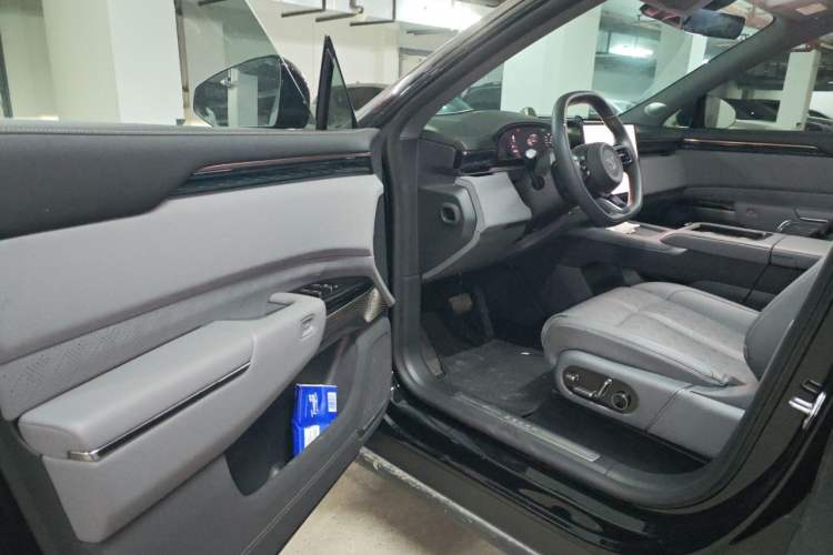 Used Zeekr 7X 2025 75 kWh Rear-Wheel Drive Intelligent Driving Version Driver Seat